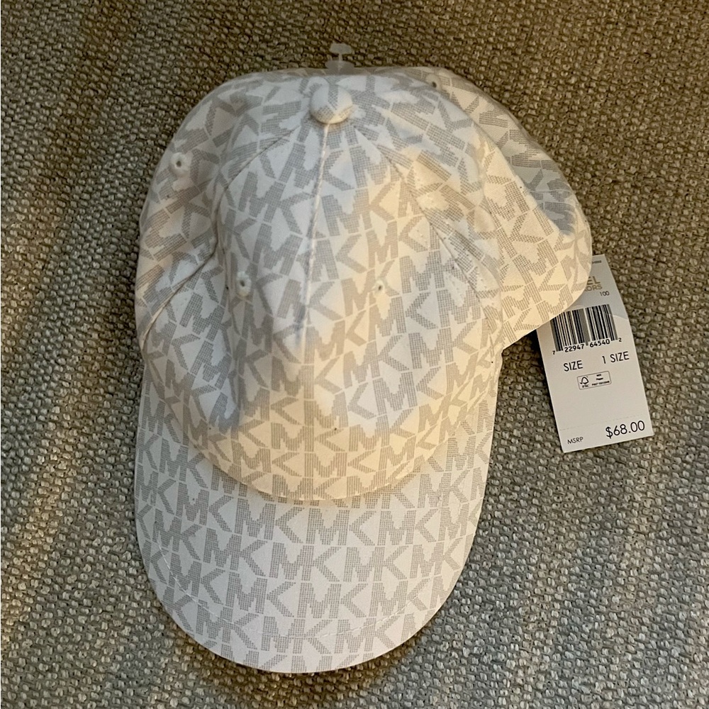 Michael Kors hat